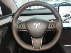 Tesla Model Y Rear-Wheel Drive - ფოტო 10