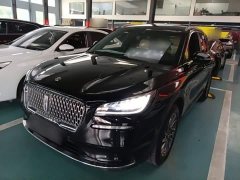 Lincoln Explorer 2.0T Two-Wheel Drive Elite - ფოტო 1