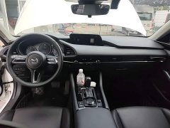 Mazda3 Axela 2.0L Automatic Premium Edition - ფოტო 9