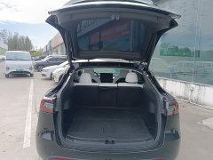 Tesla Model Y Rear-Wheel Drive - ფოტო 18