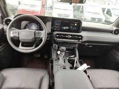 Toyota Prado 2.4T All-Purpose TX 5-Seater - ფოტო 8