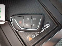Cadillac XT5 2.0T Luxury - ფოტო 8