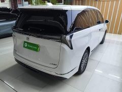 Buick GL8 New Energy Luzun Respect Edition 7-Seater - ფოტო 6