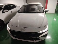 Hyundai Elantra 1.5L CVT GLX Elite - ფოტო 2