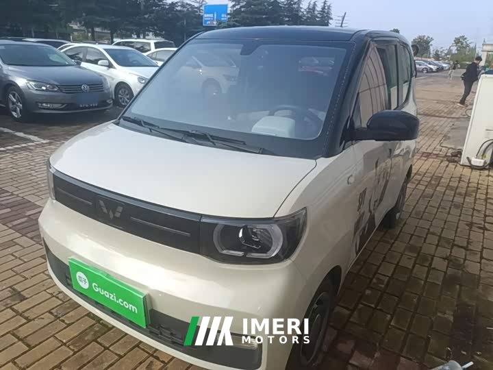 Wuling Hongguang MINIEV Macaron Premium Edition LFP