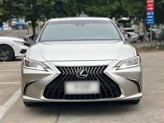 Lexus ES 200 Excellence Edition - ფოტო 2