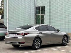 Lexus ES 200 Excellence Edition - ფოტო 6