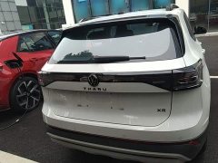 Volkswagen Touareg Sharp 300TSI Sharp Enjoy Edition - ფოტო 5