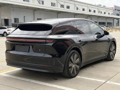 Li Auto i6 Four-Wheel Drive Standard Edition - ფოტო 17