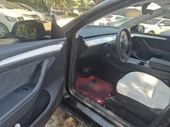 Tesla Model Y Standard Range RWD - ფოტო 15