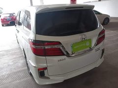 Honda Elysion 2.0L Hybrid Elite Edition - ფოტო 4