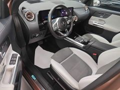Mercedes-Benz EQA 300 4MATIC Launch Edition - ფოტო 14