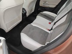 Mercedes-Benz EQA 300 4MATIC Launch Edition - ფოტო 16
