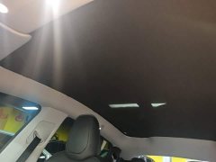 Tesla Model Y Rear-Wheel Drive - ფოტო 17