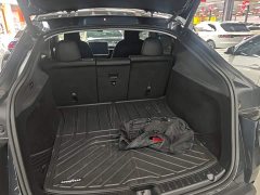 Tesla Model Y Rear-Wheel Drive - ფოტო 18