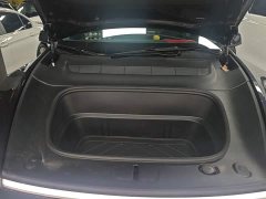 Tesla Model Y Rear-Wheel Drive - ფოტო 19