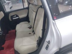 Mercedes-Benz GLB 200 Dynamic - ფოტო 16