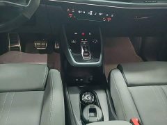 Audi Q5 e-tron 40 e-tron Starlight Edition Brocade Package - ფოტო 13