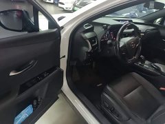 Lexus UX New Energy 300e Pure Joy Edition - ფოტო 15