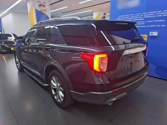 Ford Explorer EcoBoost 285 AWD Fashion 7-Seater - ფოტო 4