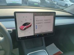 Tesla Model Y Long Range All-Wheel Drive - ფოტო 12