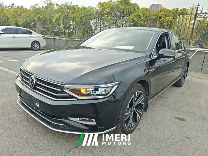 Volkswagen Magotan 330TSI DSG Luxury - ავტომობილი ჩინეთიდან