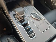 FAW Red Flag HS7 PHEV 2.0T PHEV AWD Flagship Comfort 7-Seater - photo 13