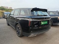 FAW Red Flag HS7 PHEV 2.0T PHEV AWD Flagship Comfort 7-Seater - photo 4