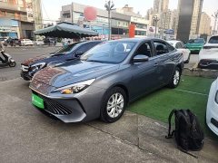 SAIC MG i5 1.5L CVT Luxury - ფოტო 1