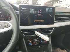 Volkswagen Tiguan L Outstanding Edition 300TSI Automatic FWD Dragon Ascendant Version - photo 12