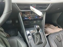 Volkswagen Tiguan L Outstanding Edition 300TSI Automatic FWD Dragon Ascendant Version - photo 13