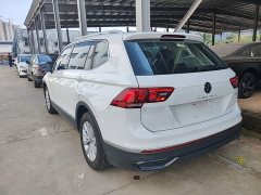 Volkswagen Tiguan L Outstanding Edition 300TSI Automatic FWD Dragon Ascendant Version - photo 4