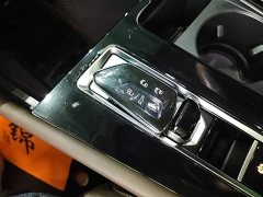 Volkswagen Viloran 380TSI Zunchi Edition - photo 8
