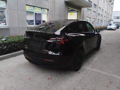 Tesla Model Y Standard Range RWD - фото 6