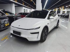 Tesla Model Y Rear-Wheel Drive - ფოტო 1