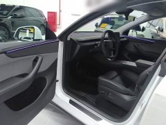 Tesla Model Y Rear-Wheel Drive - ფოტო 15