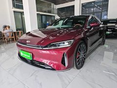 Chery Fengyun A9L Four-Wheel Drive High-Performance Peak Edition - ფოტო 1