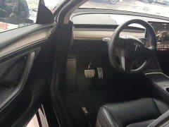 Tesla Model Y High Performance All-Wheel Drive - ფოტო 15