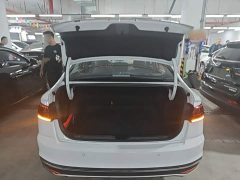 Volkswagen Bora 200TSI DSG Comfort Edition - photo 18