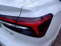 SAIC MG i6 MAX New Energy EV 500 Panoramic Roof Deluxe Edition - ფოტო 7