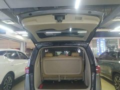 Buick GL8 Land Business Class 652T Comfort - ფოტო 18