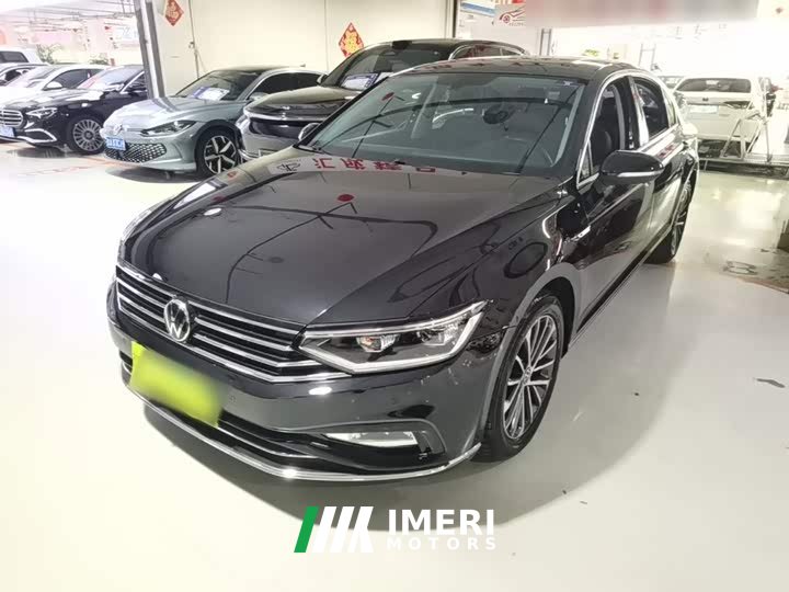 Volkswagen Magotan 330TSI DSG Luxury - ავტომობილი ჩინეთიდან