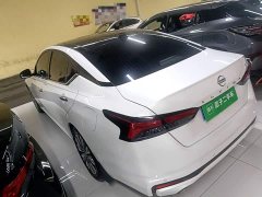Nissan Teana 2.0L XL-TLS Comfort Edition - ფოტო 4