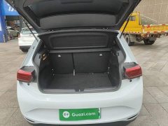 Volkswagen ID.3 Outstanding Edition - ფოტო 18