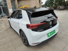 Volkswagen ID.3 Outstanding Edition - ფოტო 4