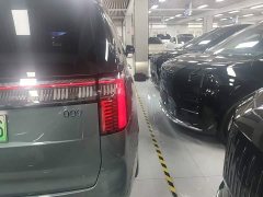 Zeekr 009 Seven-Seat Aisle Version AWD 108kWh - ფოტო 7