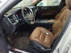 Volvo XC60 B5 AWD Smart Luxury Edition - ფოტო 14