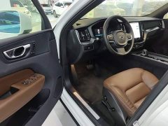 Volvo XC60 B5 AWD Smart Luxury Edition - ფოტო 15