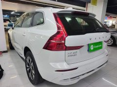 Volvo XC60 B5 AWD Smart Luxury Edition - ფოტო 4