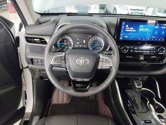 Toyota Highlander Hybrid 2.5L FWD Premium 7-Seater - photo 10